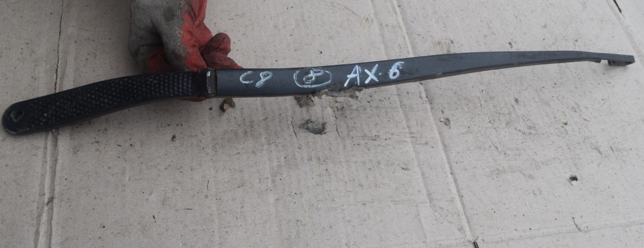 щеткодержатель (поводок стеклоочистителя, дворник) Citroen C8 1 поколение 2006, 2.2 л., дизель, МКПП, минивэн, 80007117 - фото №1