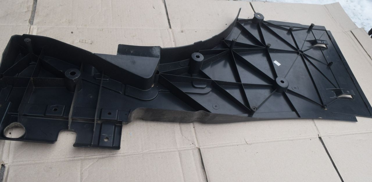 пол багажника BMW 5 серия E39 1999, 3.0 л., бензин, АКПП, седан, 51478182903 - фото №1