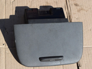 пепельница Volvo V70 XC 1 поколение 1999, 2.4 л., Ti, B 5244 T, бензин, АКПП, универсал, полный подключаемый привод, 9158406