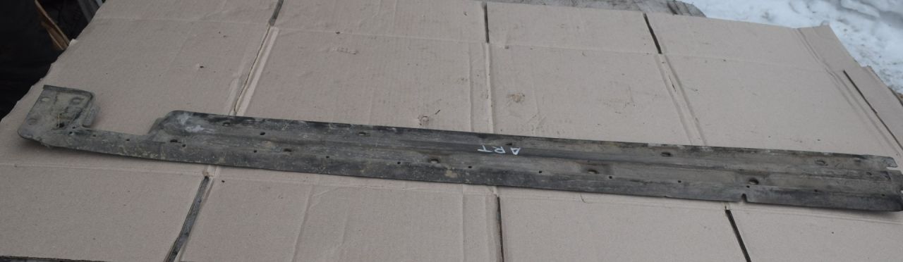 защита днища BMW 5 серия E39 1999, 3.0 л., бензин, АКПП, седан, 51718201496 - фото №1