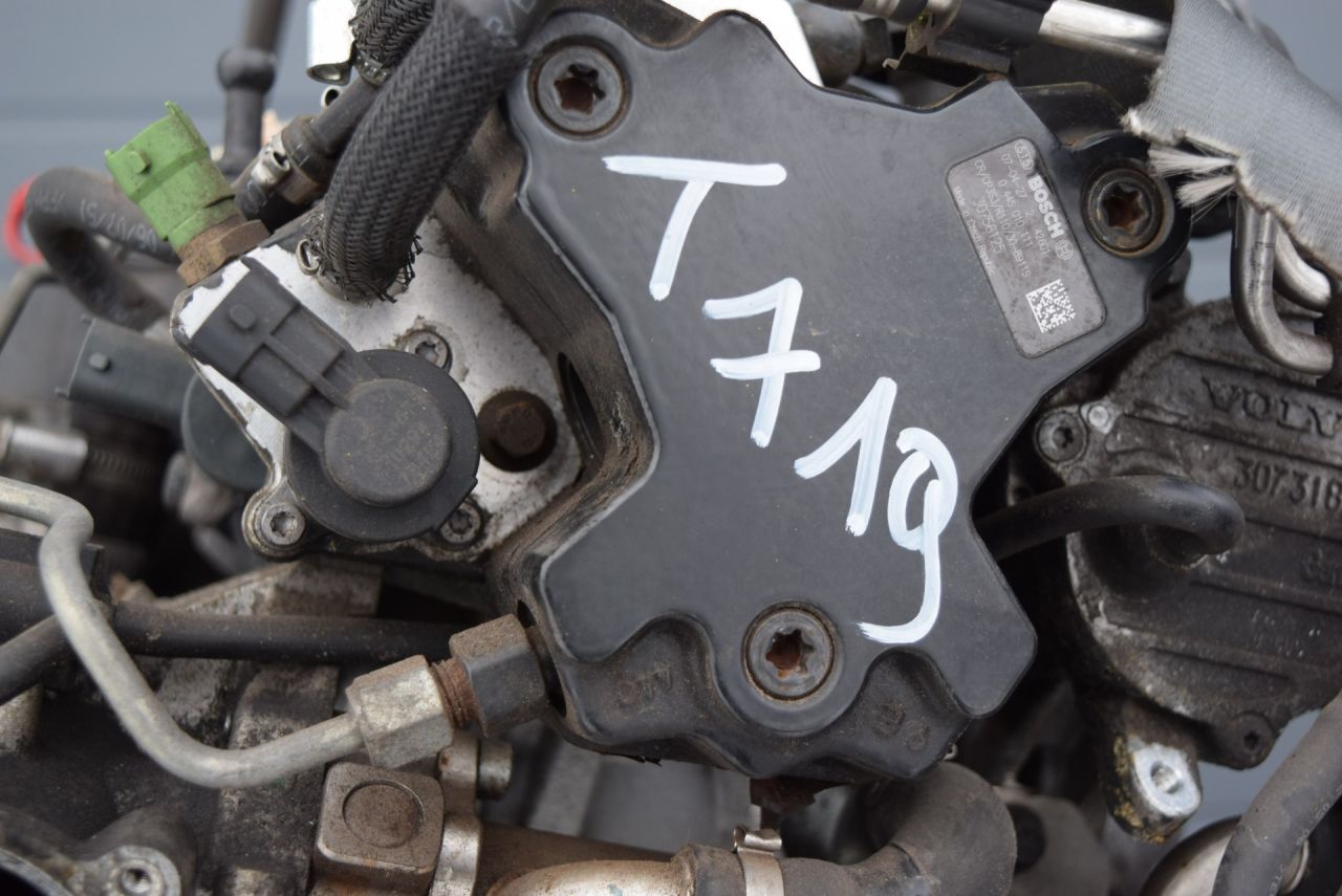 ТНВД Volvo C70 2 поколение 2007, 2.4 л., D5, D 5244 T8, дизель, АКПП, передний привод, 0445010111, 30756125 - фото №1