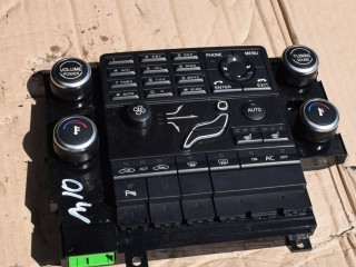 блок управления печки / климат-контроля Volvo XC60 1 поколение 2010, 2.4 л., D5, D 5244 T14, дизель, МКПП, белый, передний привод, 30782903