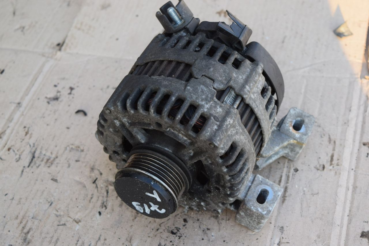 генератор Volvo C70 2 поколение 2007, 2.4 л., D5, D 5244 T8, дизель, АКПП, передний привод, 30773111, 0121615014 - фото №1