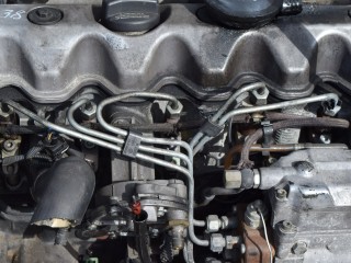 трубка топливная Volvo V70 2 поколение 2003, 2.5 л., D 5252 T, дизель, АКПП, универсал, передний привод