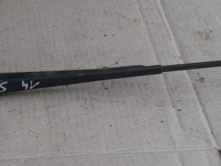 щеткодержатель (поводок стеклоочистителя, дворник) Renault Scenic 1 поколение 1999, 1.6 л., бензин, 7700843526