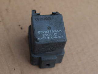 реле накала свечей Chrysler Voyager 4 поколение 2002, 2.5 л., CRDi, ENJ, дизель, МКПП, передний привод, 05293163AA, 21911C