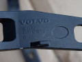 петля крышки багажника Volvo XC70 1 поколение 2002, 2.5 л., Ti, B 5254 T2, бензин, МКПП, универсал, полный подключаемый привод, 8643157, 8643158 - фото №3
