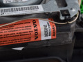 подушка безопасности водителя Volvo V70 2 поколение 2001, 2.4 л., i, B 5244 S2, бензин, АКПП, универсал, передний привод, 8626842 - фото №3