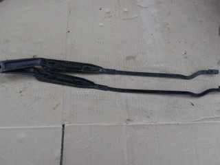 щеткодержатель (поводок стеклоочистителя, дворник) Opel Vectra B [рестайлинг] 1999, 1.6 л., X 16 XE, бензин, МКПП, универсал, 90504175, 90504174