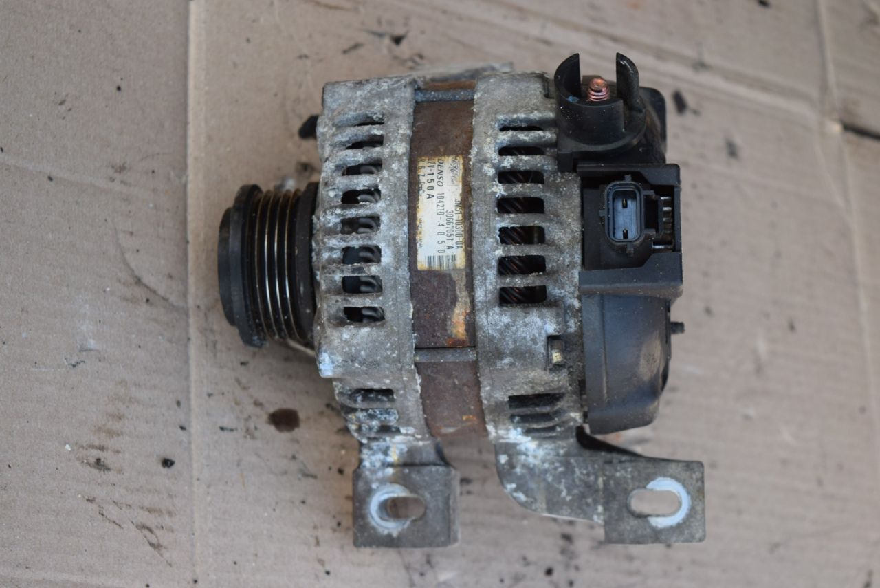 генератор Volvo S40 2 поколение 2005, 2.4 л., i, B 5244 S5, бензин, АКПП, передний привод, 30667051A, 1042104050, 30667051 - фото №1