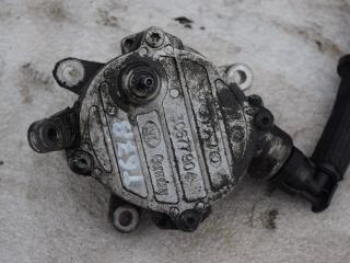 насос вакуумный Volvo XC90 1 поколение 2005, 2.4 л., D5, D 5244 T, дизель, АКПП, полный подключаемый привод, 30677904