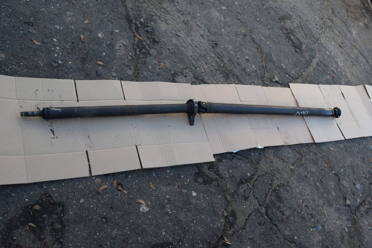 карданный вал Volvo XC90 1 поколение 2006, 2.4 л., D5, D 5244 T4, дизель, АКПП, внедорожник 5 дв., 30711838 - фото №1