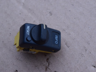 кнопка (выключатель) Volvo XC70 1 поколение 1999, 2.4 л., Ti, B 5244 T, бензин, АКПП, универсал, полный подключаемый привод, 9162959