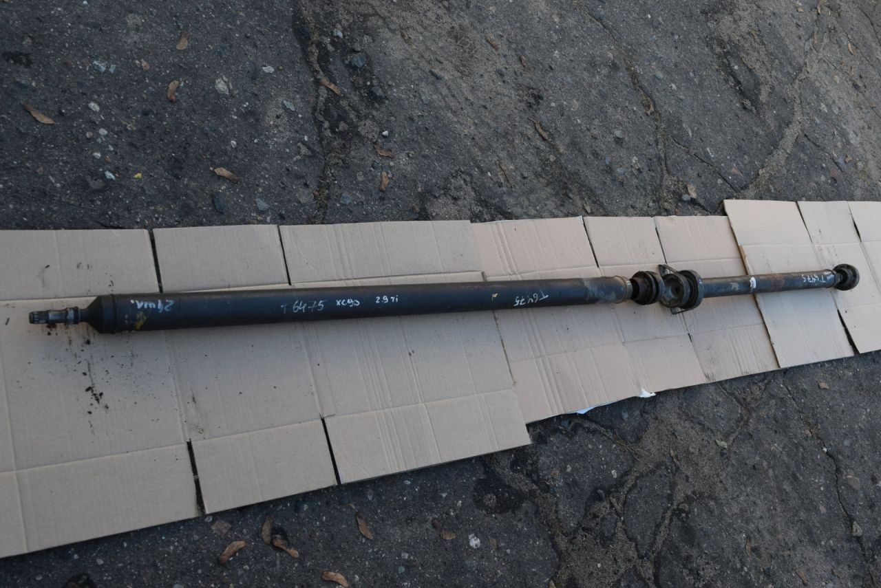 карданный вал Volvo XC90 1 поколение 2004, 2.9 л., бензин, АКПП, универсал - фото №1