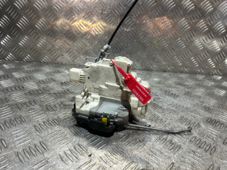 замок двери передней левой Audi A4 B7 2006, 2.0 л., BRE, дизель, 6МКПП, универсал