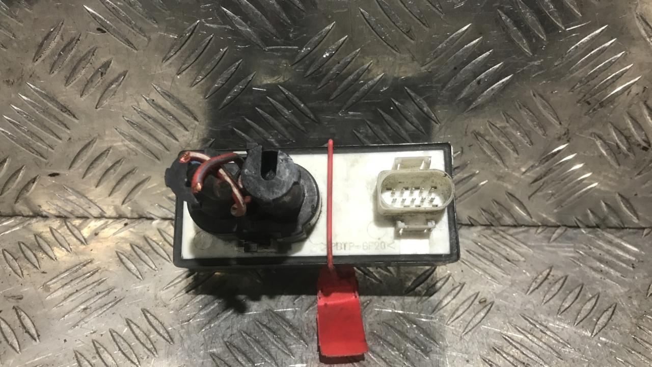 вентилятор радиатора Volkswagen Golf 3 поколение 1996, 1.8 л., бензин, МКПП, хетчбэк 5 дв., 357919506A, 89N8719000 - фото №1