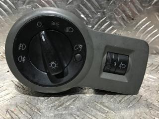 переключатель света Skoda Octavia 1 поколение (A4) [рестайлинг] 2002, 1.9 л., дизель, МКПП, хетчбэк 5 дв., 1U0941531A