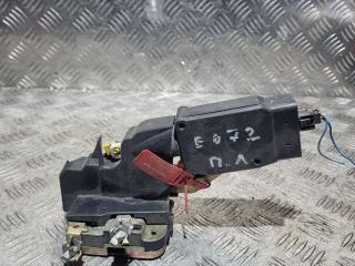 замок двери передней левой Mitsubishi Carisma 1 поколение 1997, 1.6 л., бензин