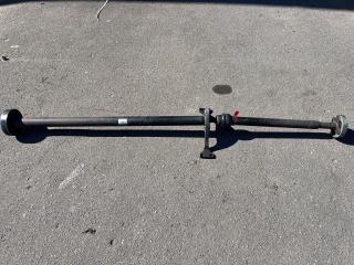 карданный вал Volkswagen Tiguan 1 поколение [рестайлинг] 2012, 2.0 л., CCZA, бензин, АКПП, внедорожник 5 дв., 5N0521101E
