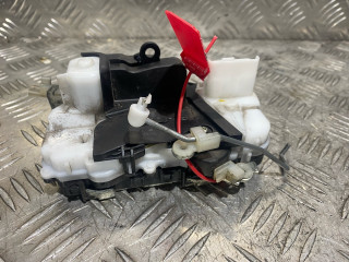 замок двери передней левой Citroen C5 1 поколение [рестайлинг] 2008, 2.0 л., RHR (DW10BTED4), дизель, 6МКПП, хетчбэк 5 дв.