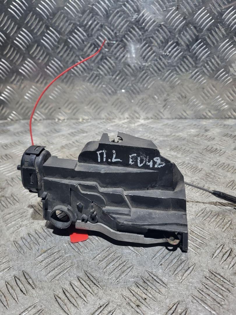 замок двери передней левой Mercedes-Benz A-Класс W168 1999, 1.4 л., бензин, минивэн - фото №1