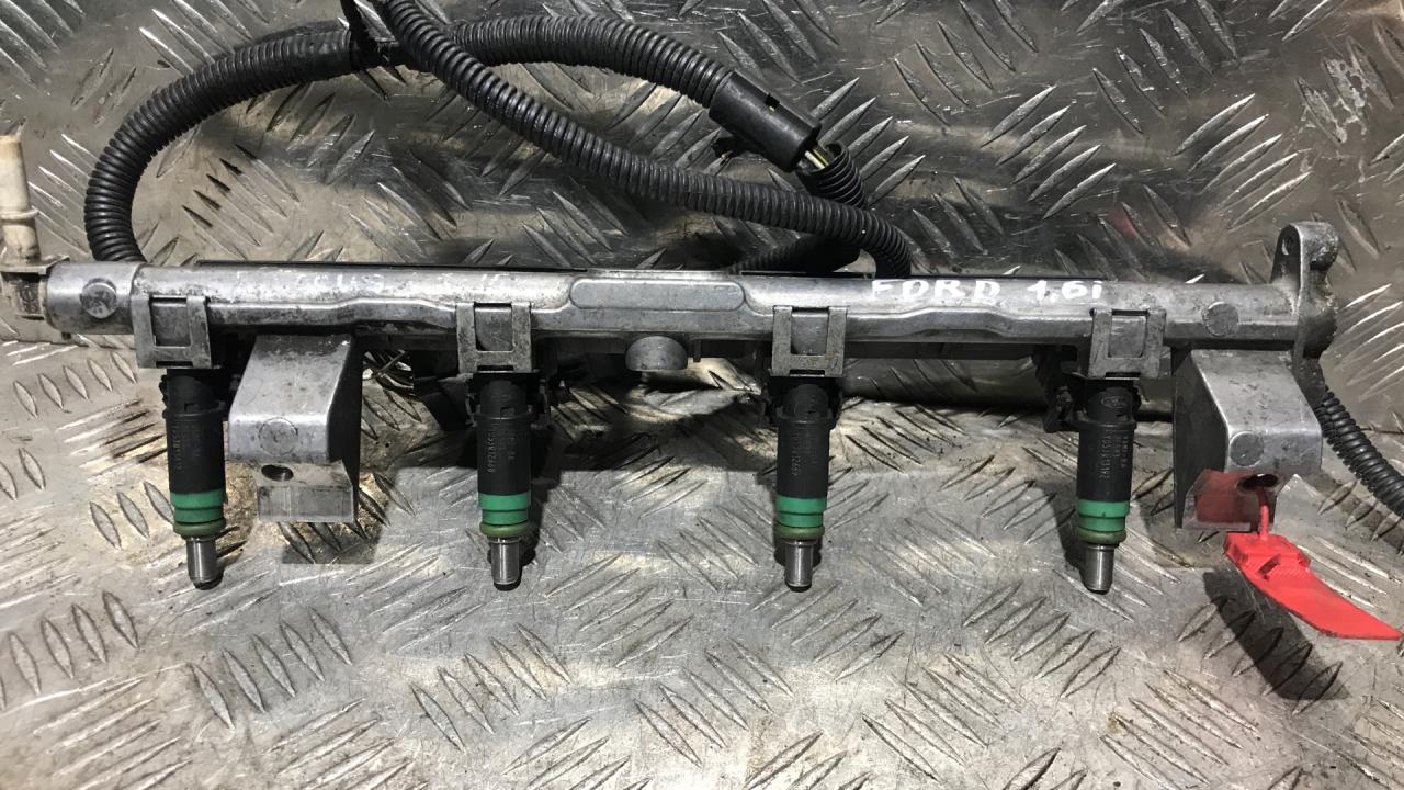 форсунка Ford Focus 1 поколение 2001, 1.6 л., бензин, МКПП, универсал, 9F593, 98MF-BA - фото №1