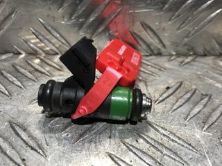 форсунка Volkswagen Polo 4 поколение [рестайлинг] 2005, 1.2 л., бензин, МКПП, 03E906031