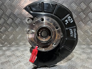 ступица передняя левая Volkswagen Touran 1 поколение [2-й рестайлинг] 2012, 1.4 л., CTHA, бензин, АКПП, минивэн, 1K0407255AA