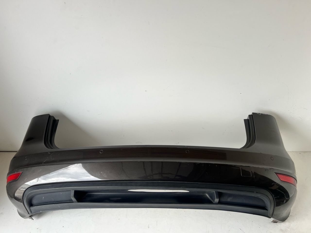 бампер задний Volkswagen Sharan 2 поколение 2015, 2.0 л., CCZA, бензин, АКПП, минивэн, 7N0807421B - фото №1