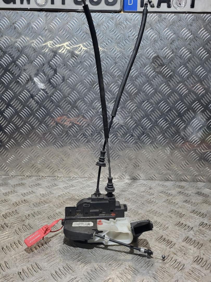 замок двери задней левой Hyundai Santa Fe 2 поколение (CM) 2007, 2.2 л., дизель, АКПП, внедорожник 5 дв. - фото №1