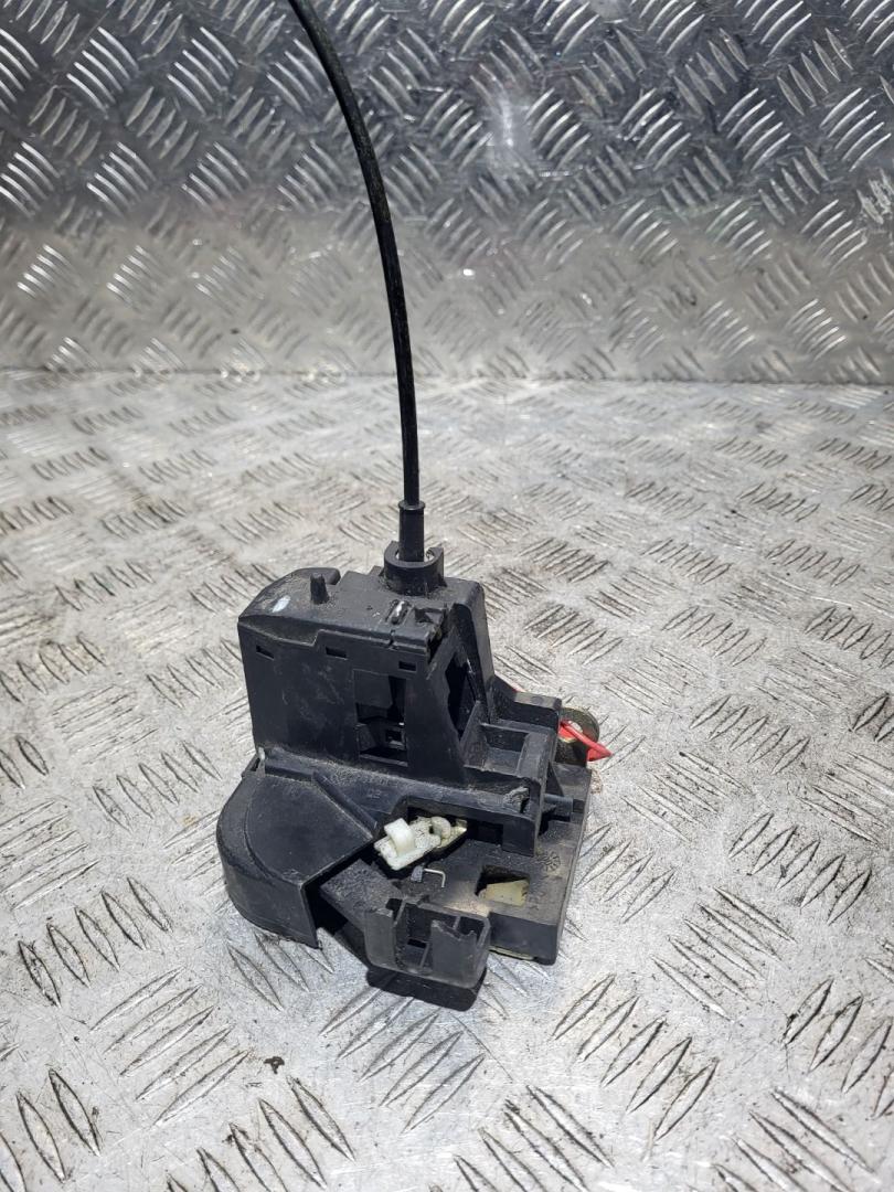 замок двери передней правой Renault Master 2 поколение 2000, 2.2 л., дизель, МКПП, микроавтобус - фото №1