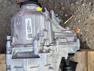 раздаточная коробка BMW X3 G01 [рестайлинг] G01 2023, 2.0 л., B46 B20 B, бензин, АКПП, a300, внедорожник 5 дв., полный привод, 7889035