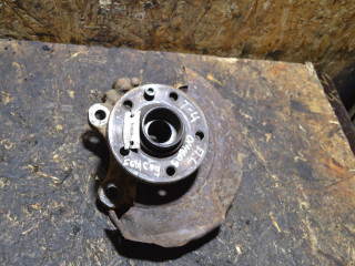 кулак поворотный левый Volkswagen Transporter T4 1998