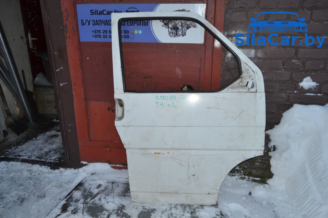 дверь передняя правая Volkswagen Transporter T4 1999 - фото №1