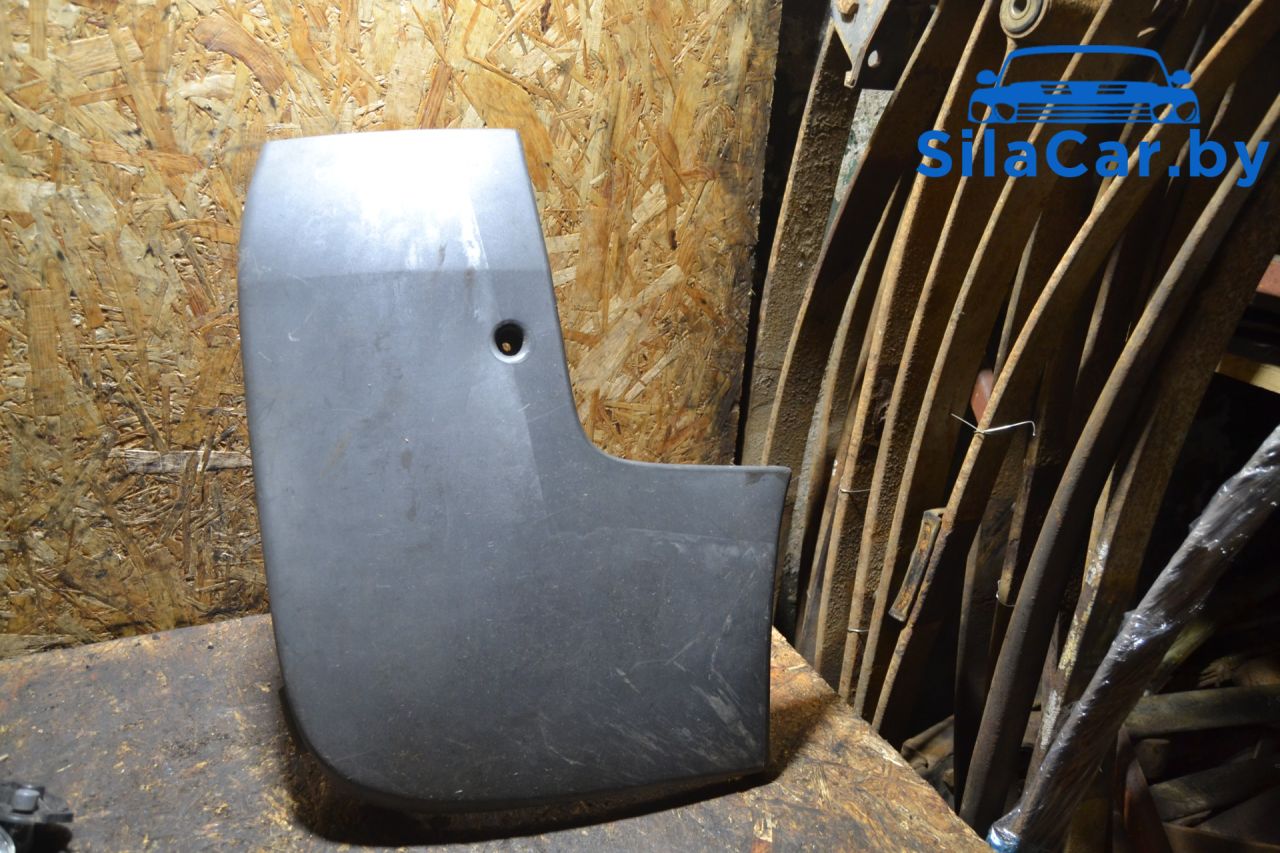 клык бампера задний правый Renault Trafic 2 поколение 2001, 1.9 л., дизель, 7700313232, 91166147 - фото №1