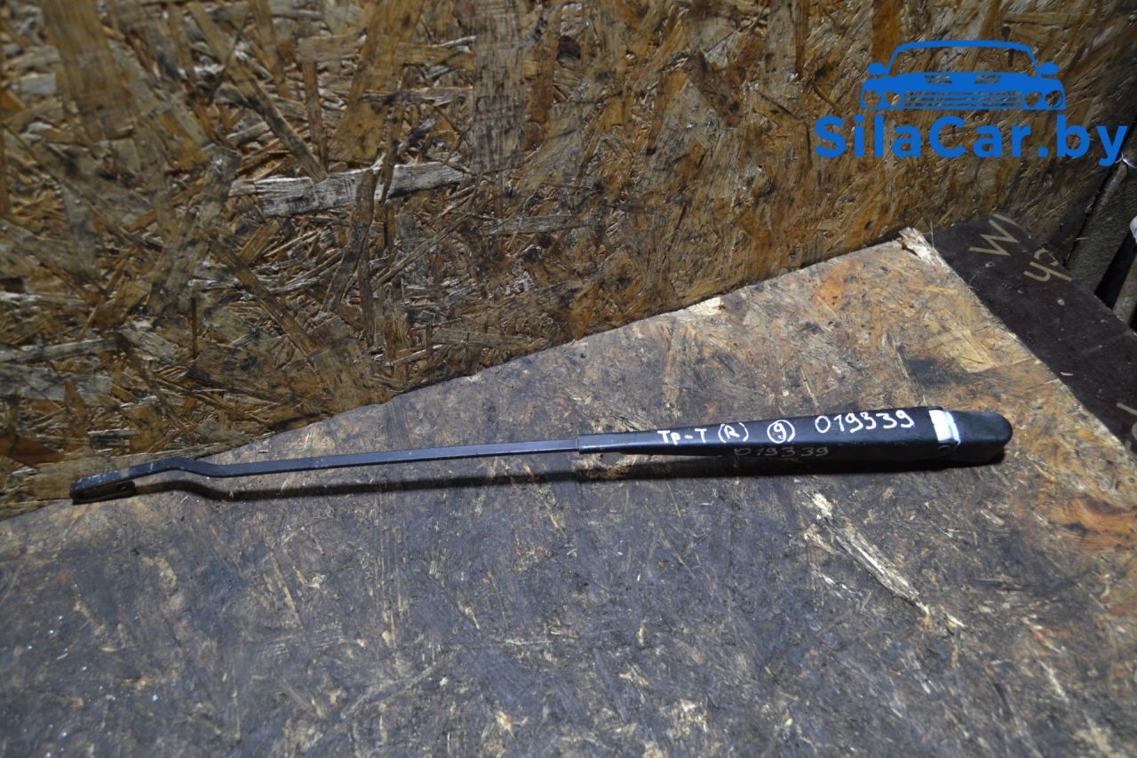 щеткодержатель (поводок стеклоочистителя, дворник) Ford Transit 7 поколение 2006, YC1517526BA - фото №1