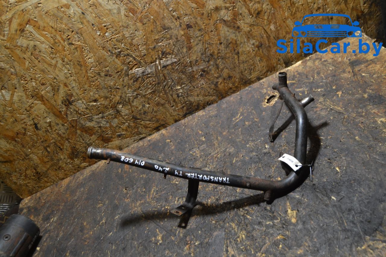 трубка охлаждающей жидкости Volkswagen Transporter T4 (1990 - 2003), 2.4 л., дизель, 074121065AA - фото №1