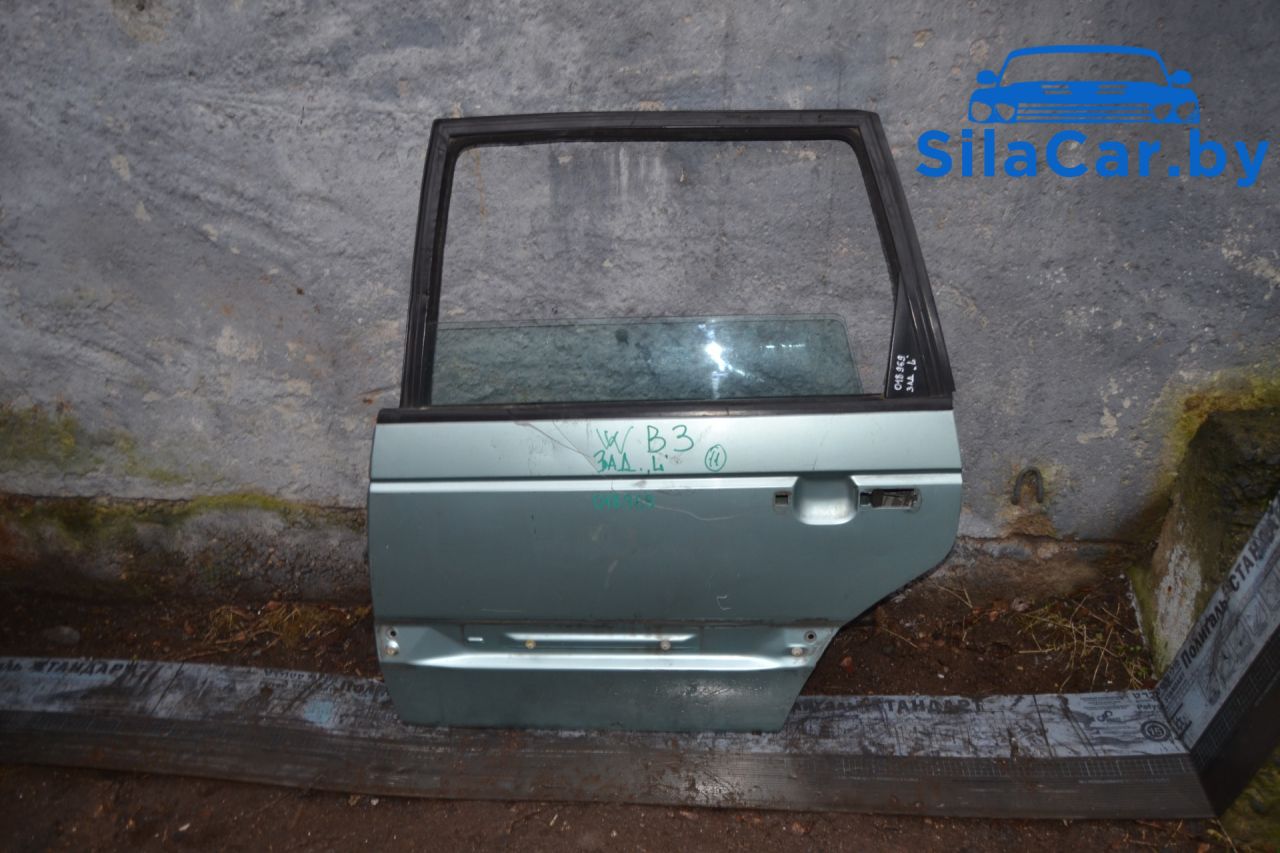дверь задняя левая Volkswagen Passat B3 (1988 - 1997), универсал - фото №1