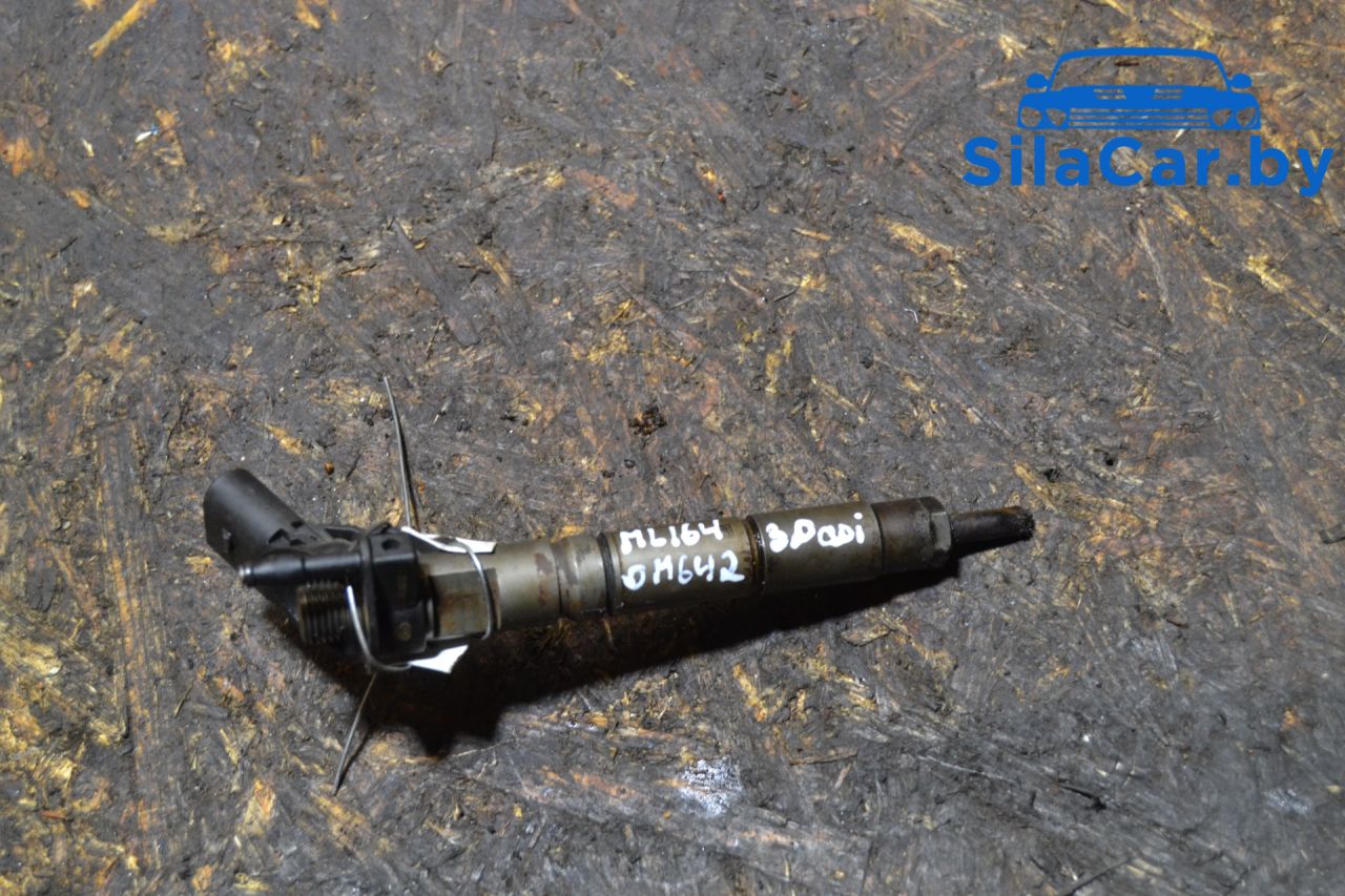 форсунка Mercedes-Benz M-Класс W164 (2005 - 2008), 3.0 л., CDi, OM 642.940, дизель, АКПП, A6420700587, 0445115027 - фото №1