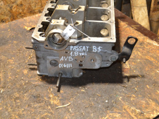 головка блока цилиндров Volkswagen Passat B5 [рестайлинг] 2002, 1.9 л., дизель, МКПП, 038103373C