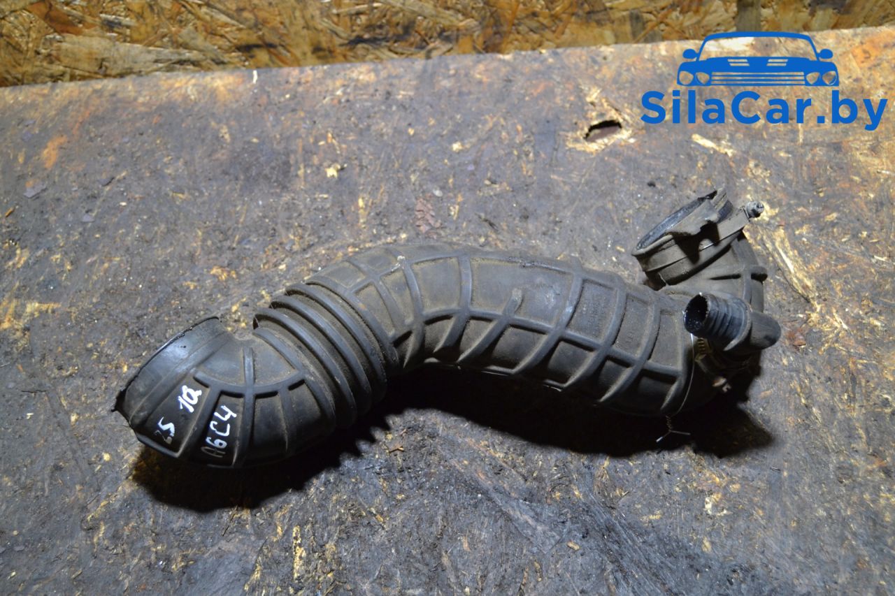 патрубок турбины Audi A6 4A/C4 (1994 - 1997), 2.5 л., AAT, дизель, МКПП, 4A0145747A - фото №1