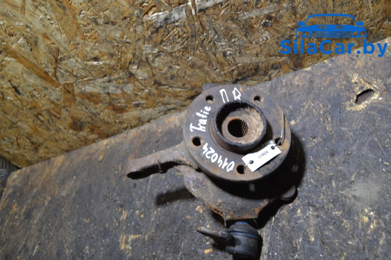 кулак поворотный правый Renault Trafic 2 поколение 2006 - фото №1
