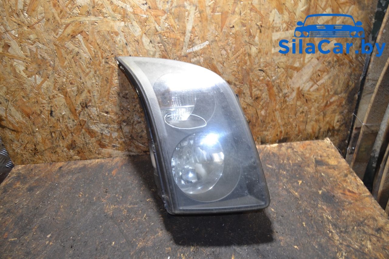 фара правая Volkswagen Crafter 1 поколение 2009, 2.5 л., дизель, МКПП, 9068200191 - фото №1