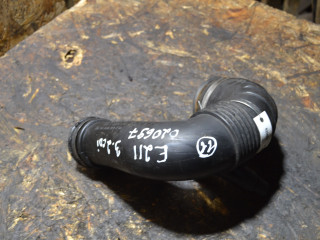 патрубок воздушного фильтра Mercedes-Benz E-Класс W210/S210 (1995 - 1999), 3.2 л., CDi, дизель, A6480940197