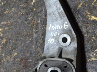 подушка крепления КПП Opel Zafira 1 поколение (A) [рестайлинг] 2003, 1.8 л., бензин, 13117089