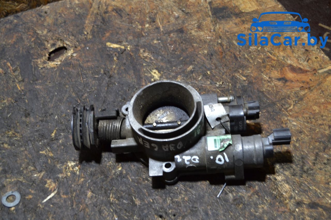 заслонка дроссельная Chrysler Voyager 4 поколение (2001 - 2004), 3.3 л., бензин, АКПП, 04861254AE - фото №1