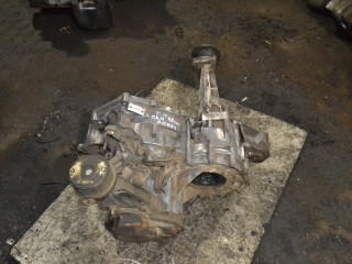 КПП механическая (МКПП) Volkswagen Transporter T4 (1990 - 2003), 2.4 л., дизель, CRM