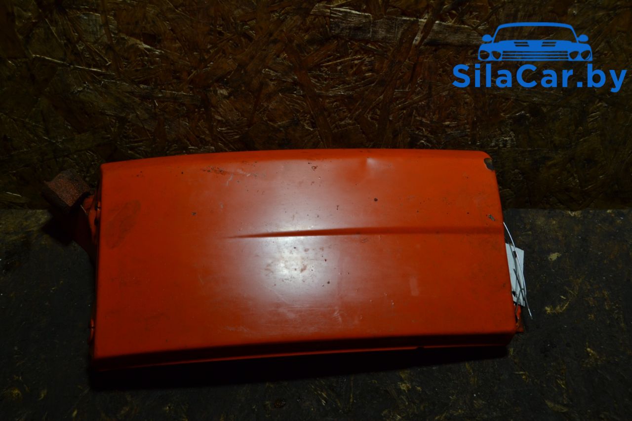 ресничка (ус) правой фары Volkswagen Transporter T4 1998 - фото №1