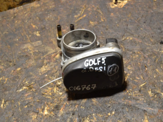 заслонка дроссельная Volkswagen Golf 5 поколение (2003 - 2009), 2.0 л., FSI, AXW, бензин, МКПП, 06F133062