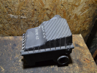 корпус воздушного фильтра Volkswagen Passat B3 1992, 1.8 л., бензин, универсал, 357129607